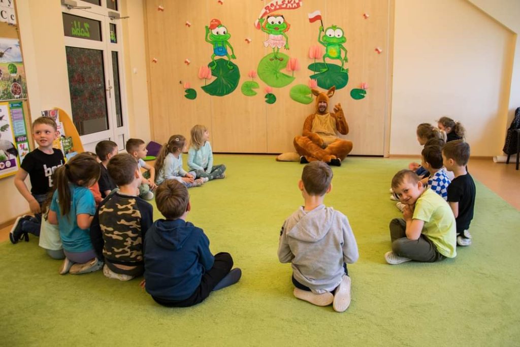 Prawdziwa magia w ksiazkach 13 FB IMG 1684390683430 - Helen Doron English