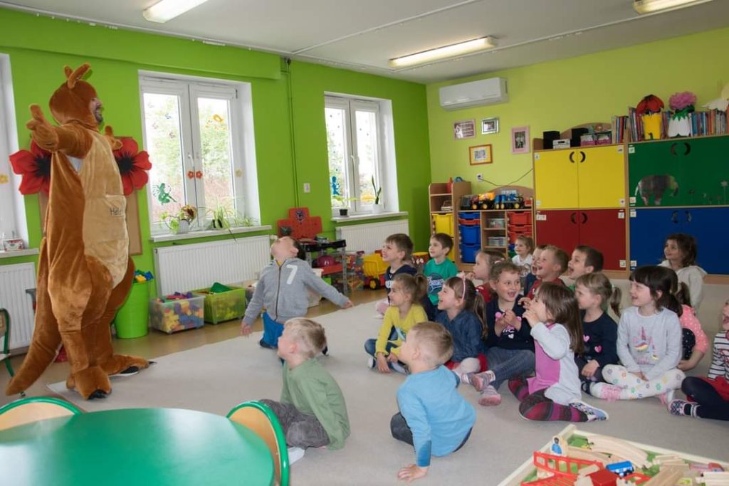 Prawdziwa magia w ksiazkach 3 FB IMG 1684390704604 - Helen Doron English