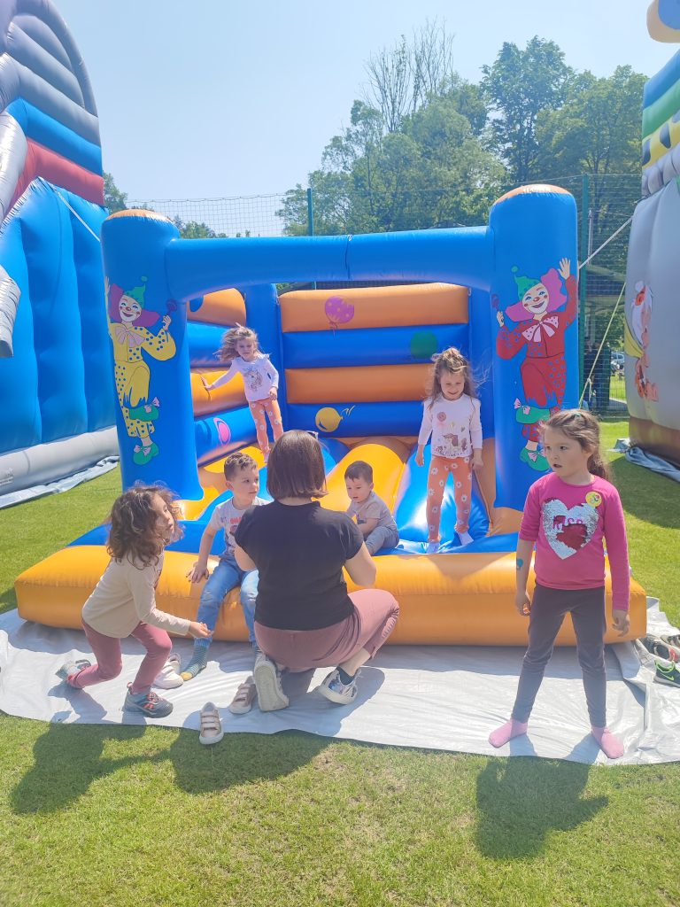 Wielki piknik rodzinny naszej szkoły 3 IMG 20230527 124940 - Helen Doron English