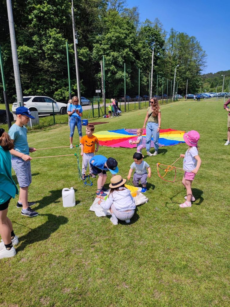 Wielki piknik rodzinny naszej szkoły 11 received 100637549721700 - Helen Doron English