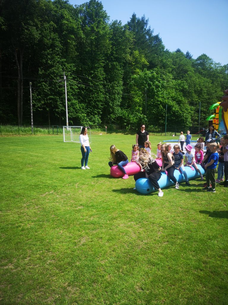 Wielki piknik rodzinny naszej szkoły 6 received 1389831128226518 - Helen Doron English