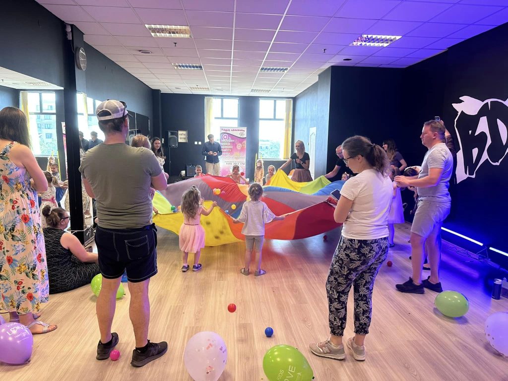 354606832 606854718088572 4044764119396184089 n - Helen Doron English