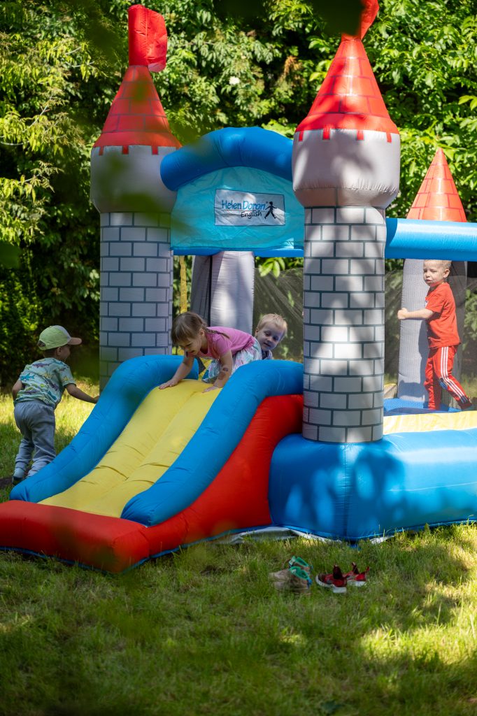 Fotorelacja z czerwcowego dnia otwartego w naszej szkole angielskiego 1 MS82195 - Helen Doron English