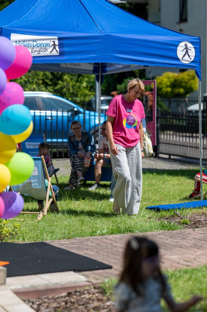 Fotorelacja z czerwcowego dnia otwartego w naszej szkole angielskiego 12 MS82266 - Helen Doron English