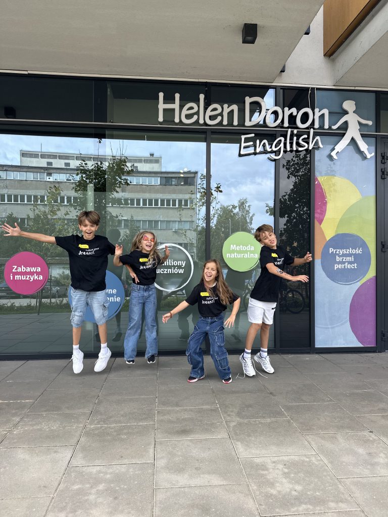 4 teens - Helen Doron English