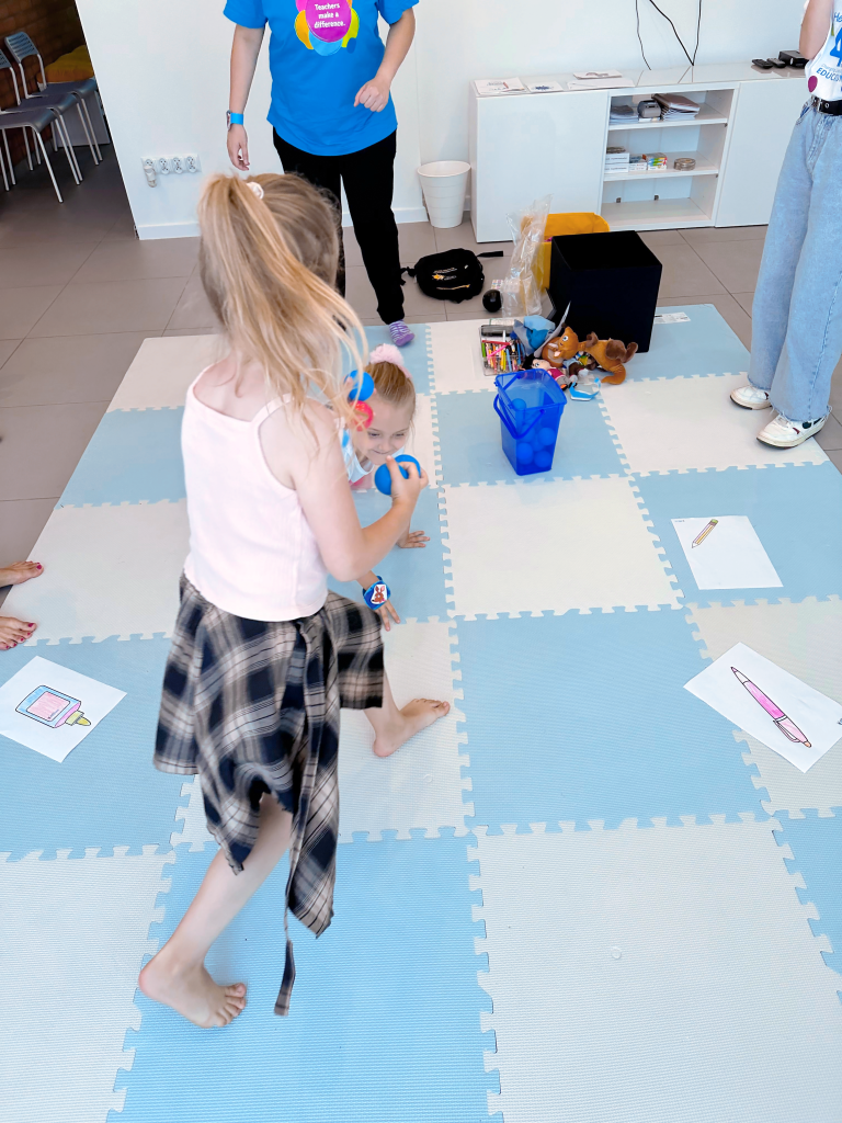 9 - Helen Doron English