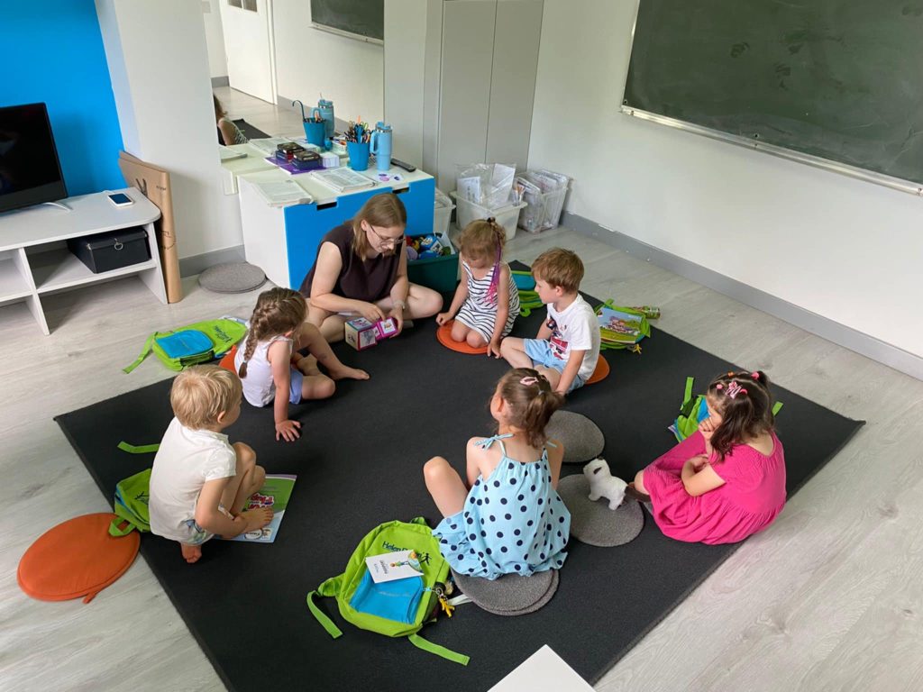 8d675393 0c17 42fd 86bb 35d0cdd3c4eb 1 - Helen Doron English