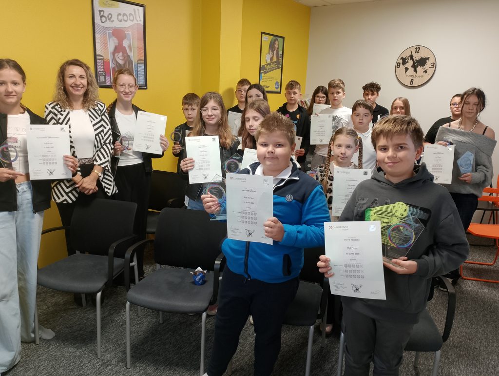 Gala wręczenia certyfikatów Cambridge 2025 21 IMG 20251011 101629 - Helen Doron English