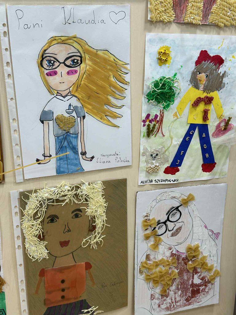 att. j XgmNJPNKQX628Ot3NbOsCwW0kFmluWJ9ZCM KJoE - Helen Doron English