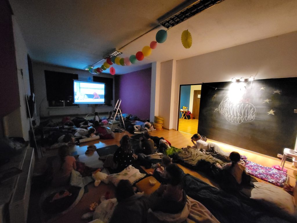 1000030570 - Helen Doron English