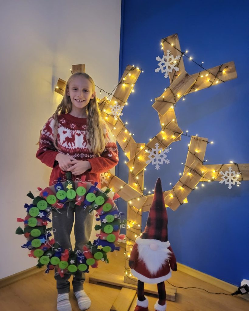 1000046883 - Helen Doron English