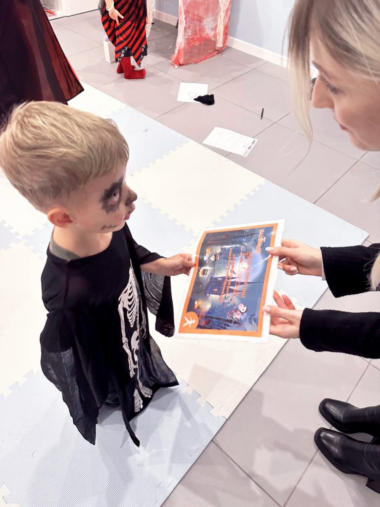 HALLOWEEN W HELEN DORON KRAŚNIK 2 569566090 1438411484952282 2934343620062127923 n - Helen Doron English