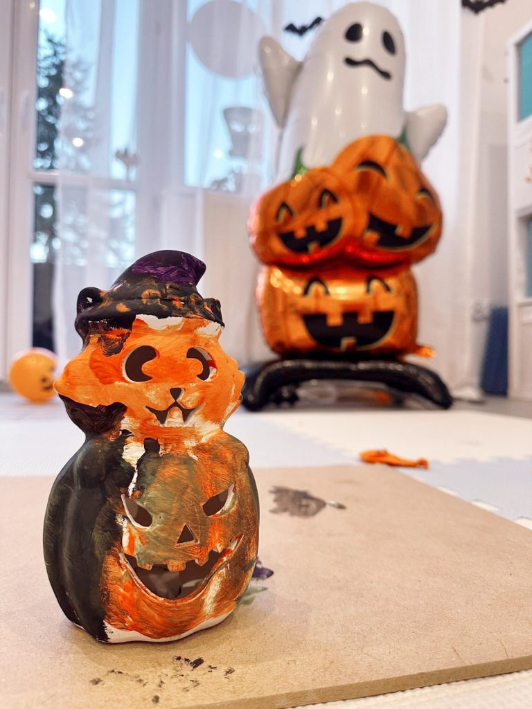 HALLOWEEN W HELEN DORON KRAŚNIK 3 570176268 1438411568285607 8777506318637150276 n - Helen Doron English