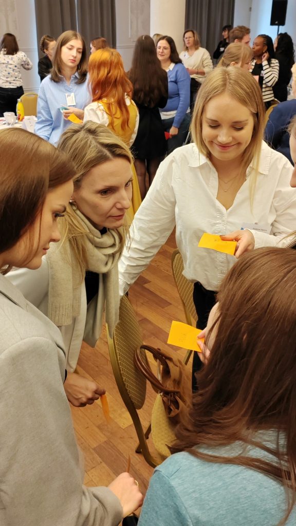 Konferencja dla nauczycieli Helen Doron 6 583306472 1699600344786544 4521727562840220945 n - Helen Doron English