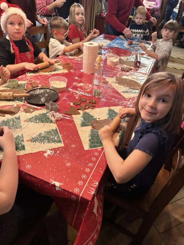Warsztaty piernikowe w Studio Helen Doron Łowicz 5 596034641 713674858472485 4115470981524163 n - Helen Doron English
