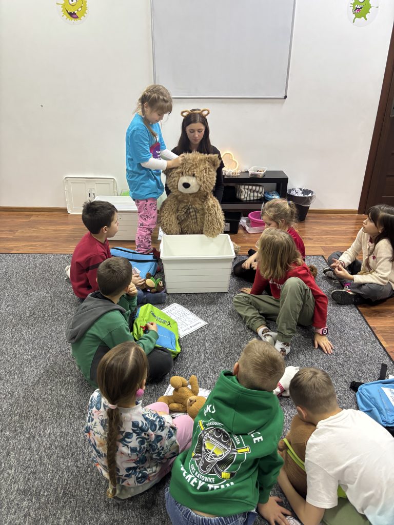 Warsztaty i zajęcia dodatkowe w szkole języka angielskiego i hiszpańskiego Helen Doron w Mikołowie 2 IMG 1184 1 - Helen Doron English