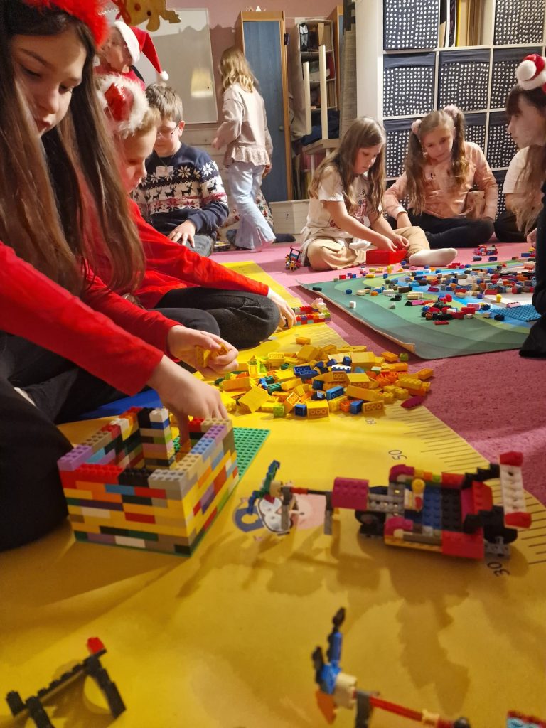 WhatsApp Image 2025 12 08 at 09.31.18 - Helen Doron English