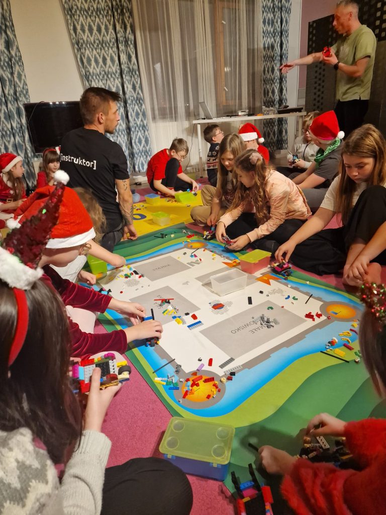 WhatsApp Image 2025 12 08 at 09.31.391 - Helen Doron English