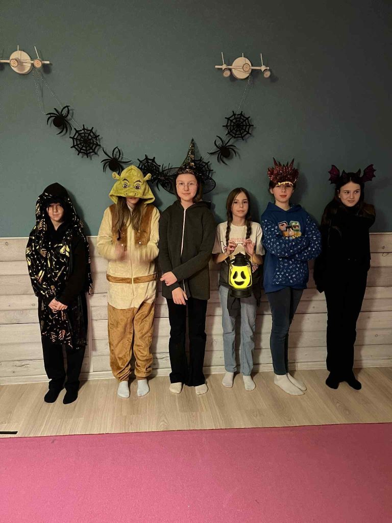 Strrrasznie udany tydzień przed Halloween! 👻🕷️🎃 11 WhatsApp Image 2025 12 08 at 10.02.421 - Helen Doron English