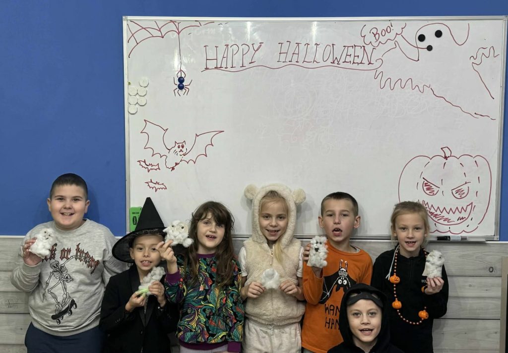 Strrrasznie udany tydzień przed Halloween! 👻🕷️🎃 4 WhatsApp Image 2025 12 08 at 10.02.43 - Helen Doron English