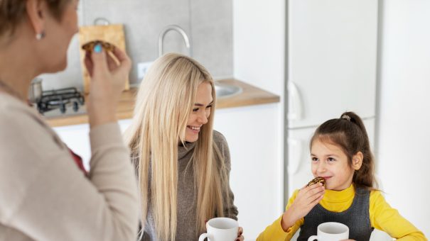 Jak pomóc dziecku nazywać emocje w codziennych sytuacjach?