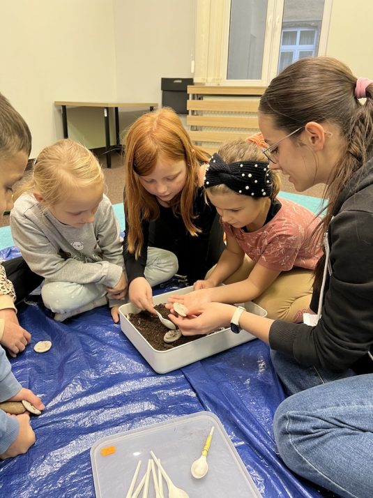 Szkoła językowa Skawina - poznaj naszą wyjątkową kadrę - Pani Dominika